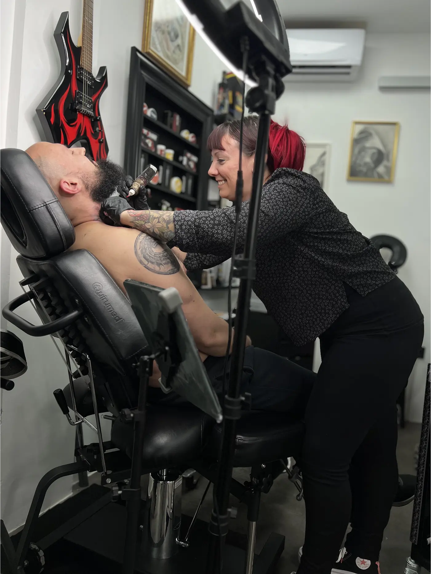 Diavel Tattoo Malaga - Nosotros 01 Raquel - Tatuadora - Diavel Tattoo Malaga
