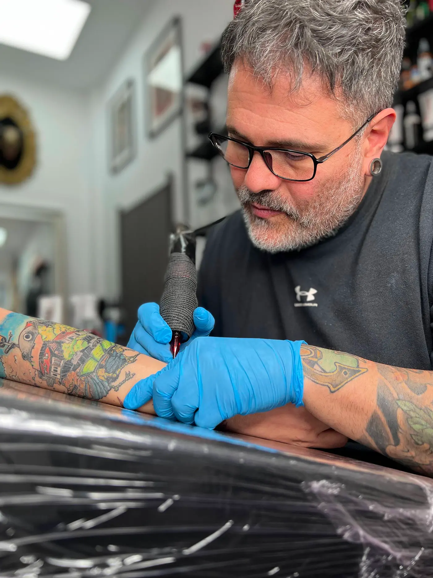 Diavel Tattoo Malaga - Nosotros 02 Paco Valero - Tatuador - Diavel Tattoo Malaga